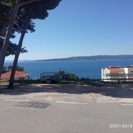 Apartments Lovre - Close To The Sea Brela Exterior foto