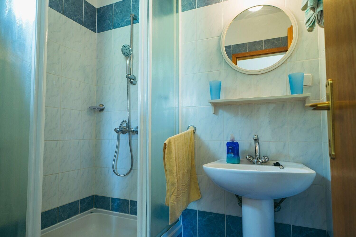 Apartments Lovre - Close To The Sea Brela Exterior foto